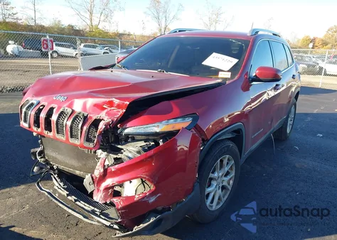 2016 Jeep Cherokee Latitude из США, поврежденный, VIN 1C4PJMCS1GW296914